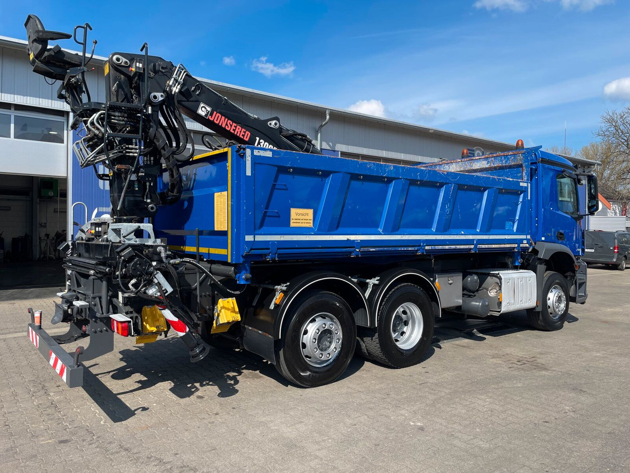 Mercedes-Benz AROCS 2536 6x2*4 Kipper Kran HIAB - Tipper, Crane truck: picture 3 Mercedes-Benz AROCS 2536 6x2*4 Kipper Kran HIAB - Tipper, Crane truck: picture 3