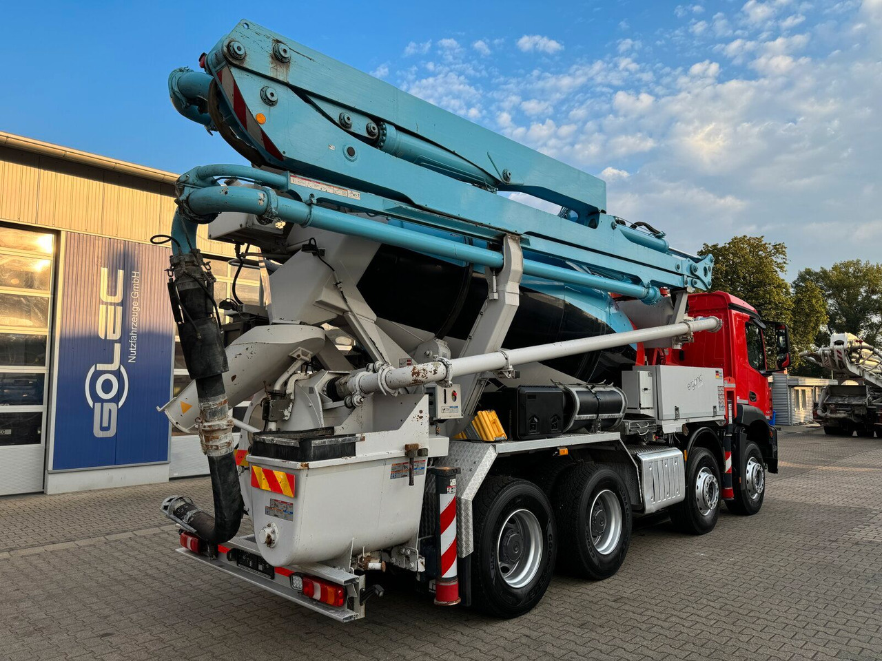 Mercedes-Benz AROCS 3243 8x4 Euro 6 Pumi Putzmeister TMM 24-3 - Concrete mixer truck: picture 5 Mercedes-Benz AROCS 3243 8x4 Euro 6 Pumi Putzmeister TMM 24-3 - Concrete mixer truck: picture 5