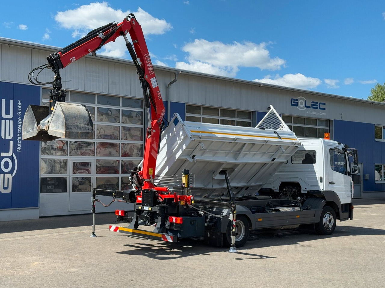 Tipper van Mercedes-Benz ATEGO 818 4x2 Euro 6 Kipper Kran FASSI F65B.0.22: picture 6