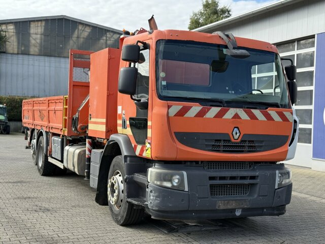 Renault Premium Lander Pritsche mit Kran FASSI - Crane truck, Dropside/ Flatbed truck: picture 1 Renault Premium Lander Pritsche mit Kran FASSI - Crane truck, Dropside/ Flatbed truck: picture 1