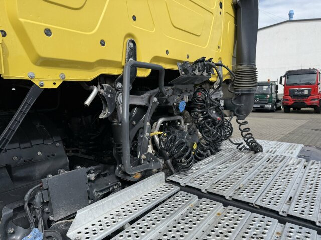 Leasing of Mercedes-Benz ACTROS 1846 4x4 HAD Eur 6 Kipphydraulik Retarder Mercedes-Benz ACTROS 1846 4x4 HAD Eur 6 Kipphydraulik Retarder: picture 13 Leasing of Mercedes-Benz ACTROS 1846 4x4 HAD Eur 6 Kipphydraulik Retarder Mercedes-Benz ACTROS 1846 4x4 HAD Eur 6 Kipphydraulik Retarder: picture 13