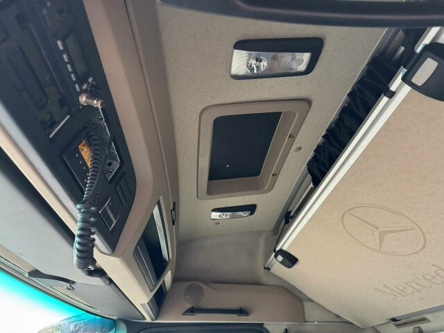 Mercedes-Benz ACTROS 1846 4x4 HAD Eur 6 Kipphydraulik Retarder - Tractor unit: picture 5 Mercedes-Benz ACTROS 1846 4x4 HAD Eur 6 Kipphydraulik Retarder - Tractor unit: picture 5