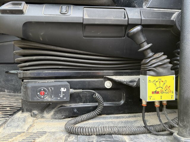 Mercedes-Benz ACTROS 1846 4x4 HAD Euro 6 Kipphydraulik - Tractor unit: picture 5 Mercedes-Benz ACTROS 1846 4x4 HAD Euro 6 Kipphydraulik - Tractor unit: picture 5