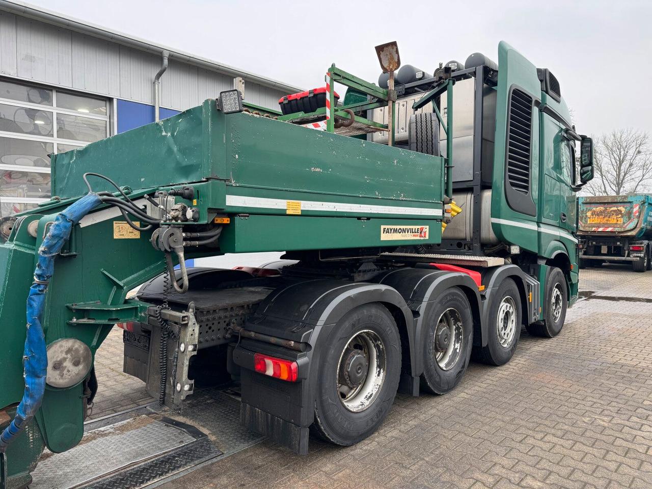 Mercedes-Benz ACTROS 4163 8x4 Schwerlast +Tieflader 4+2 *83 T - Tractor unit: picture 5 Mercedes-Benz ACTROS 4163 8x4 Schwerlast +Tieflader 4+2 *83 T - Tractor unit: picture 5