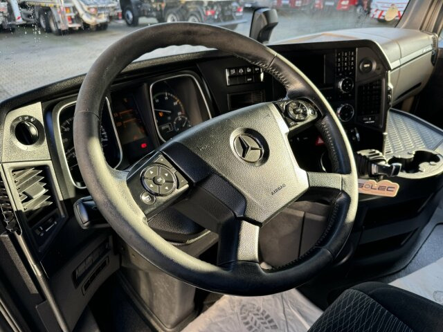 Mercedes-Benz Actros 1845 SZM 4x2 Streamspace *Retarder - Tractor unit: picture 3 Mercedes-Benz Actros 1845 SZM 4x2 Streamspace *Retarder - Tractor unit: picture 3