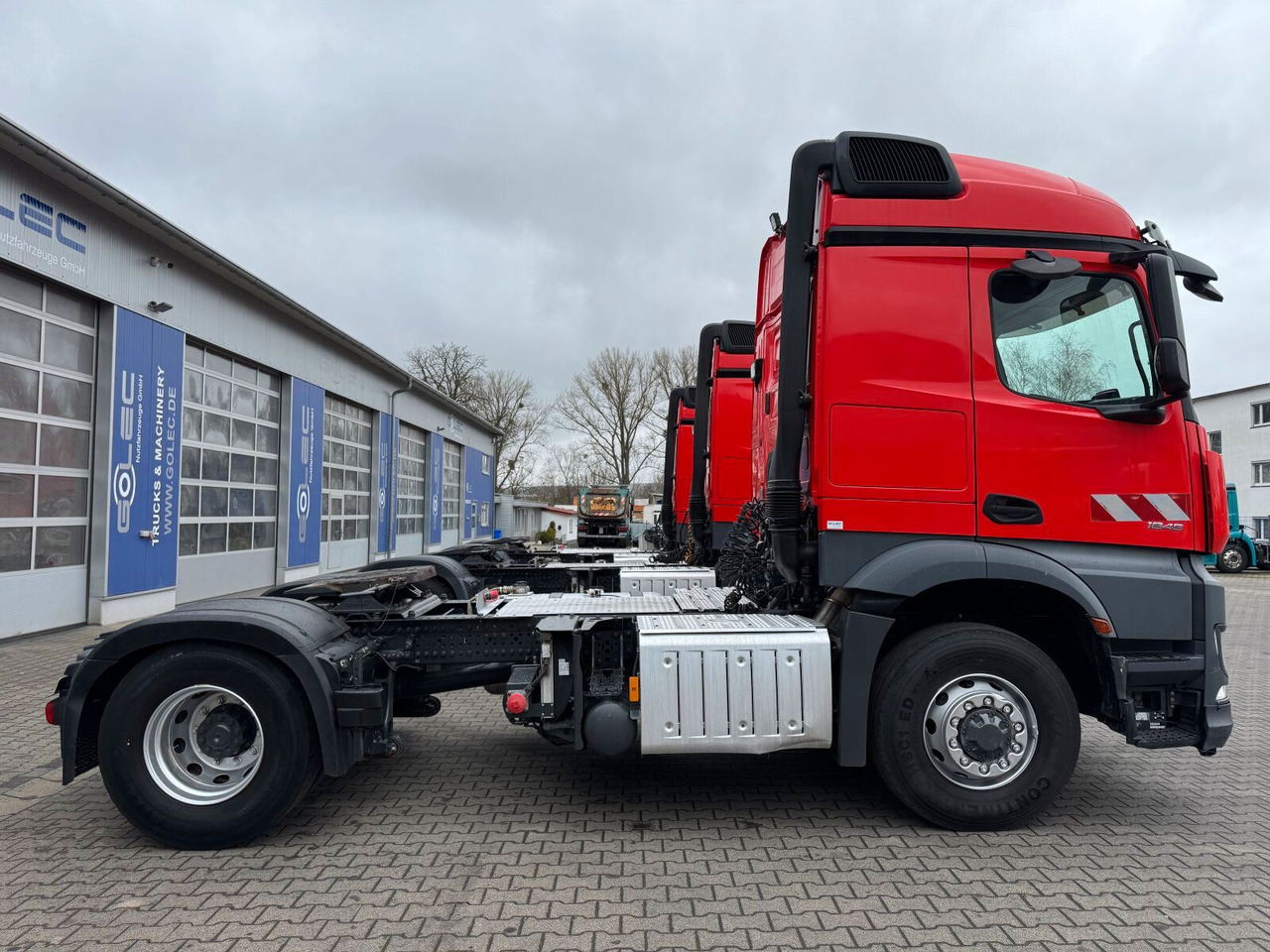 Mercedes-Benz Arocs 1845 LS 4x4 HAD *Kipphyd. Euro6 Blatt/Luft - Tractor unit: picture 3 Mercedes-Benz Arocs 1845 LS 4x4 HAD *Kipphyd. Euro6 Blatt/Luft - Tractor unit: picture 3