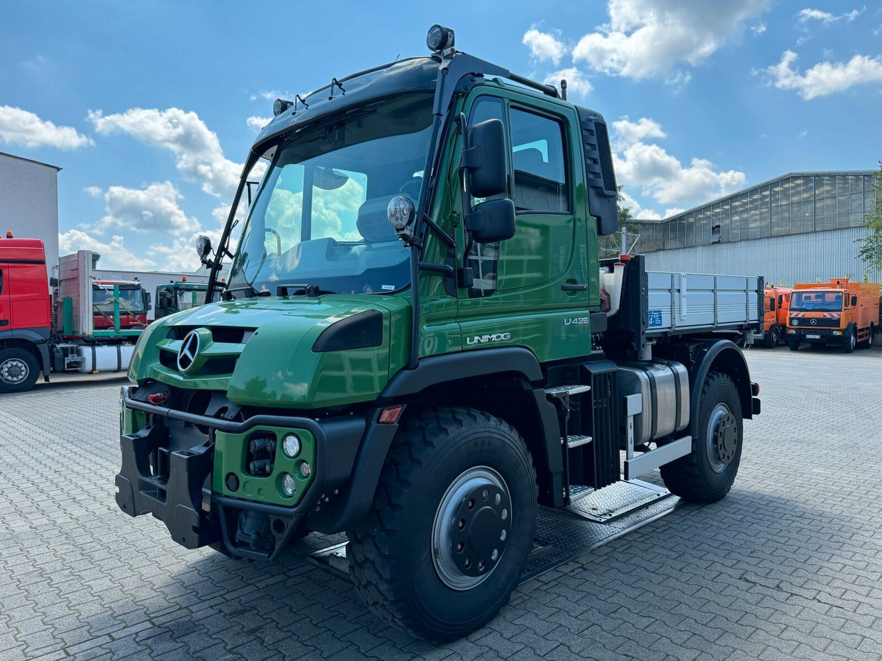 Unimog U435 Kipper mit Reifendruckregelanlage - Tipper: picture 2 Unimog U435 Kipper mit Reifendruckregelanlage - Tipper: picture 2