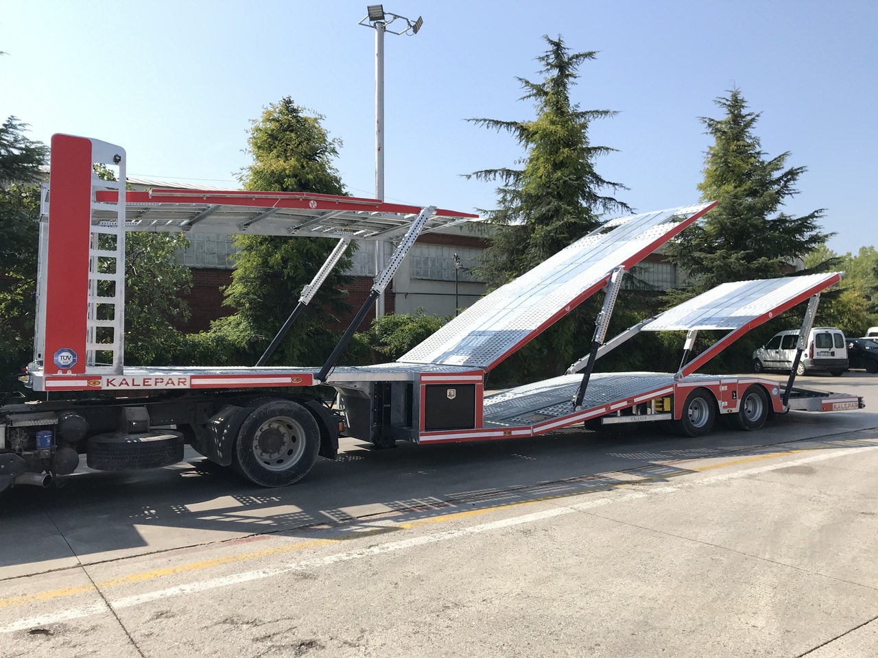 KALEPAR KLP 228V6-6 Loader Autotransporter - Autotransporter semi-trailer: picture 4 KALEPAR KLP 228V6-6 Loader Autotransporter - Autotransporter semi-trailer: picture 4