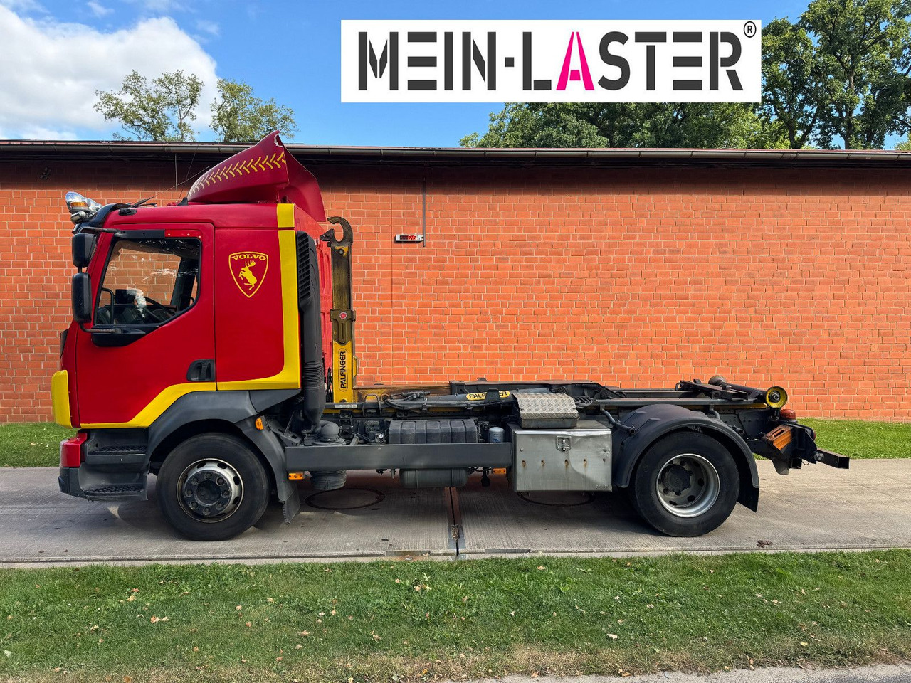 Volvo FL 250 Palfinger T10Duo City + StandardContainer - Hook lift truck: picture 4 Volvo FL 250 Palfinger T10Duo City + StandardContainer - Hook lift truck: picture 4