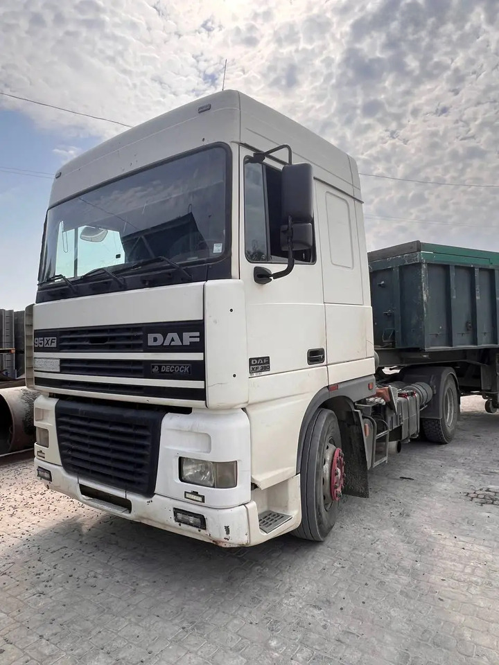 DAF XF 95.380 - Tractor unit: picture 1 DAF XF 95.380 - Tractor unit: picture 1