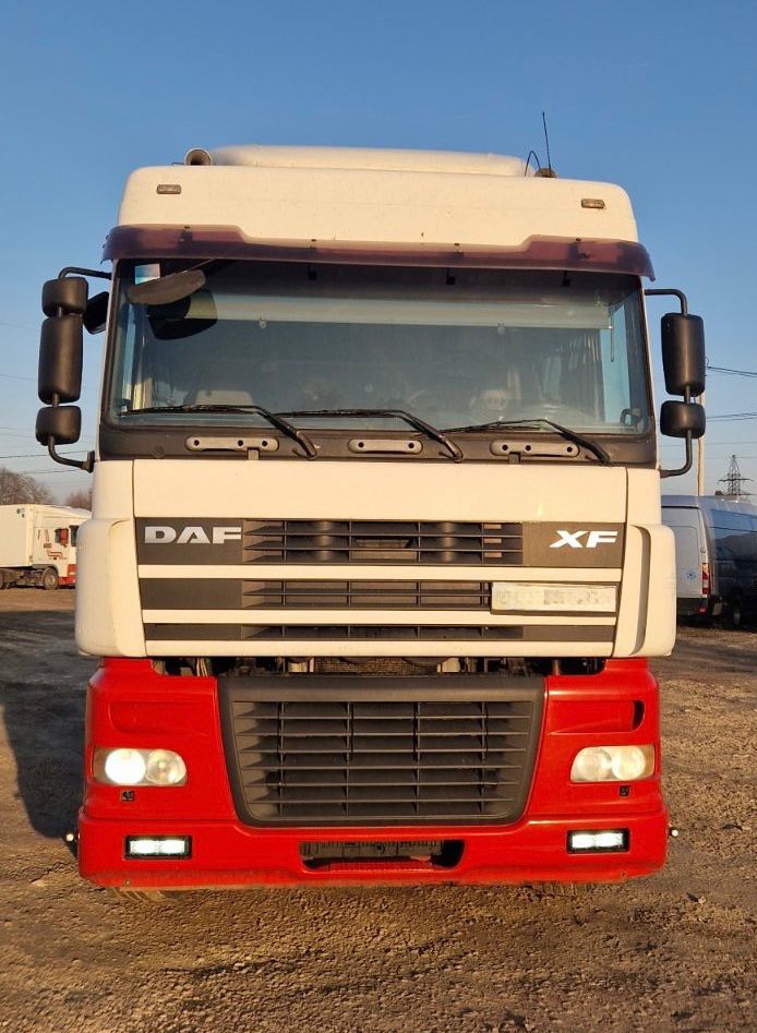 DAF XF 95.430 S1723 - Tractor unit: picture 2 DAF XF 95.430 S1723 - Tractor unit: picture 2