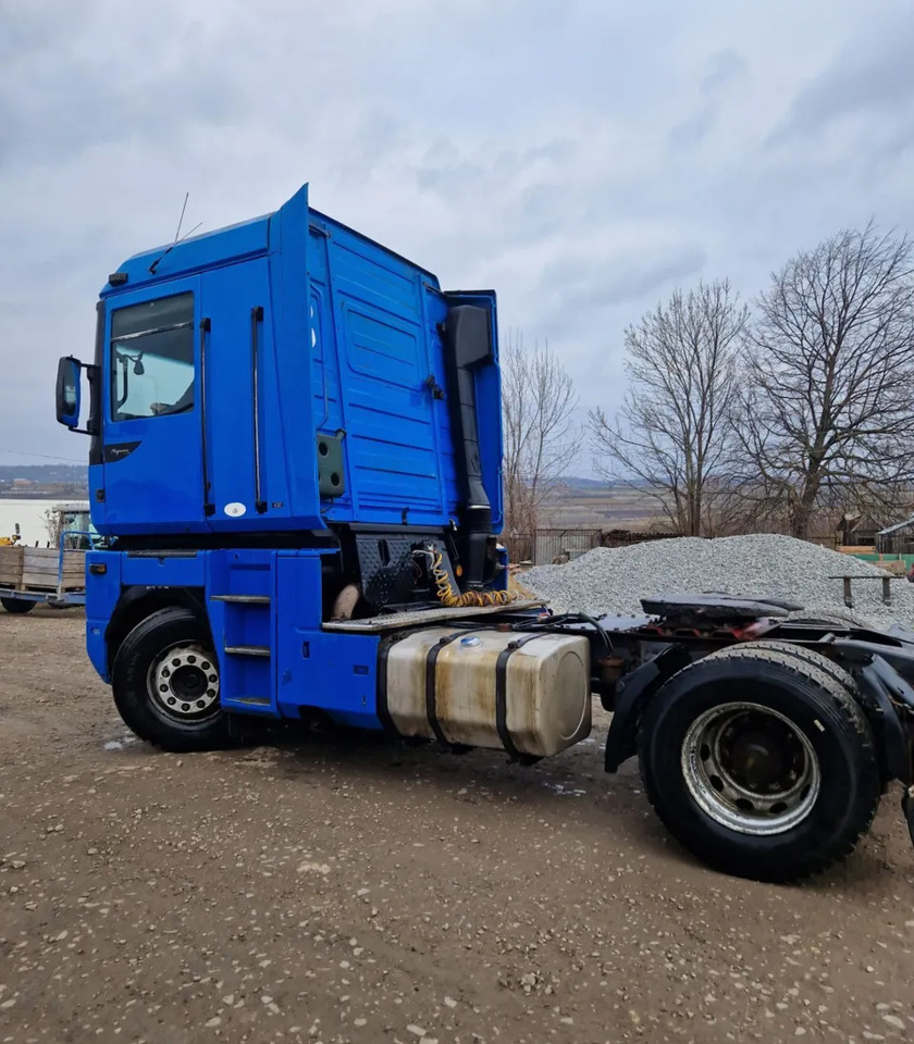 RENAULT Magnum 430 - Tractor unit: picture 5 RENAULT Magnum 430 - Tractor unit: picture 5