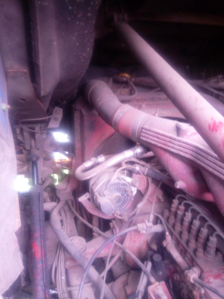 RENAULT Major 385 - Tractor unit: picture 4 RENAULT Major 385 - Tractor unit: picture 4