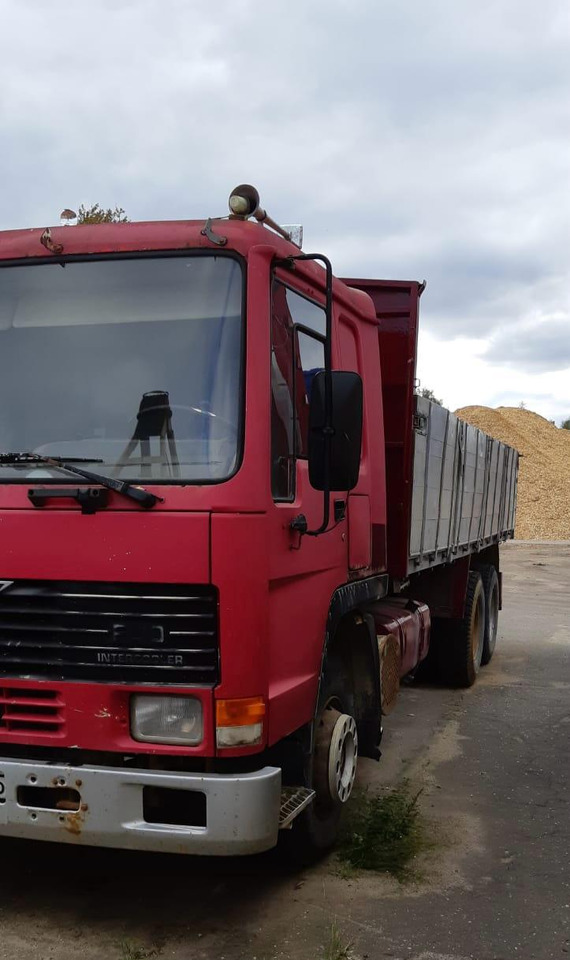 VOLVO FL10 - Tipper: picture 3 VOLVO FL10 - Tipper: picture 3