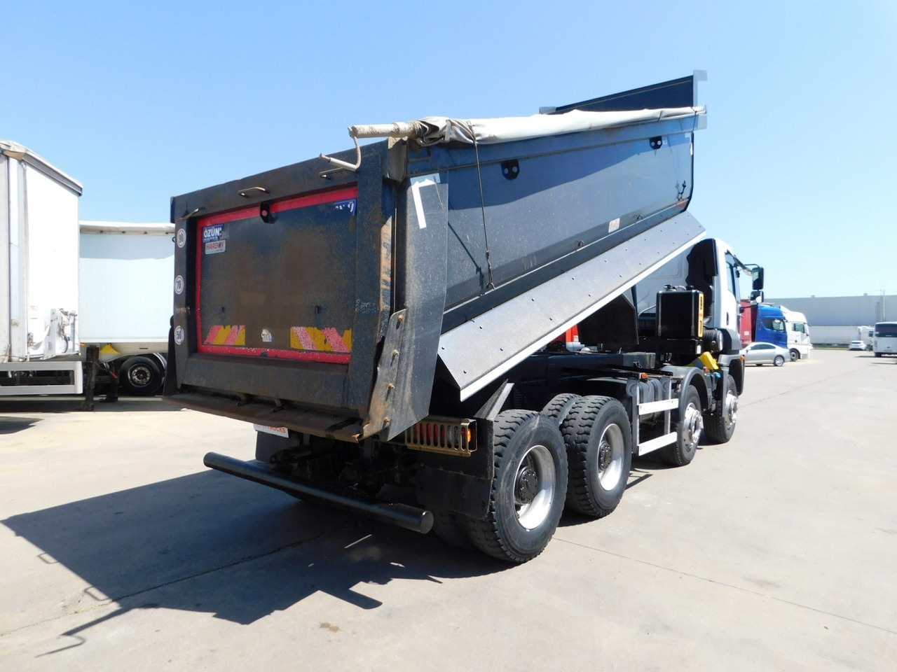 Ford 4142d 8x4 dcab e6 16s2230 - Tipper: picture 3 Ford 4142d 8x4 dcab e6 16s2230 - Tipper: picture 3