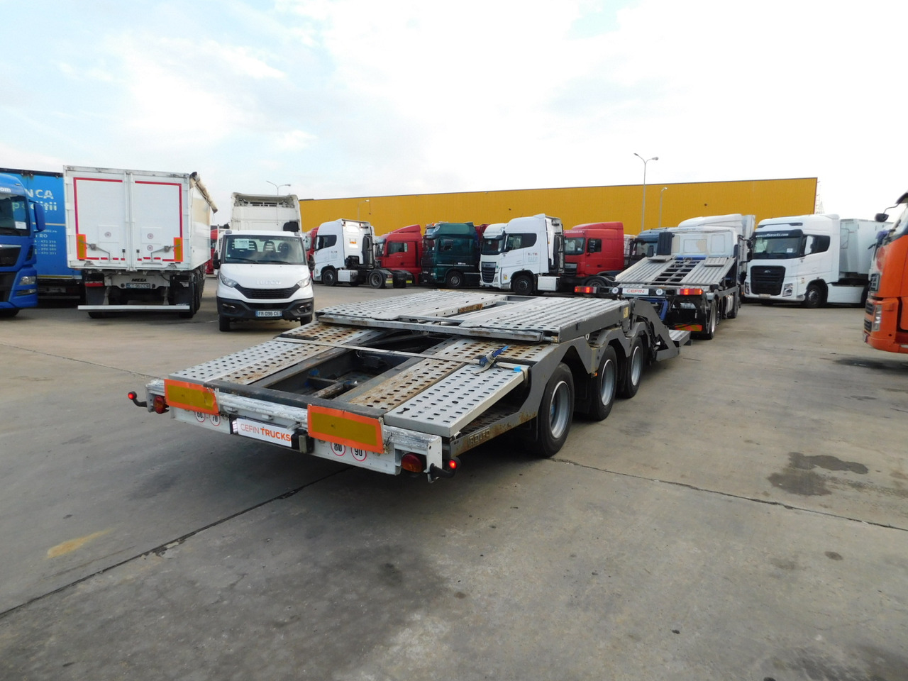 Iveco At190s45 cu remorca - Autotransporter truck: picture 3 Iveco At190s45 cu remorca - Autotransporter truck: picture 3