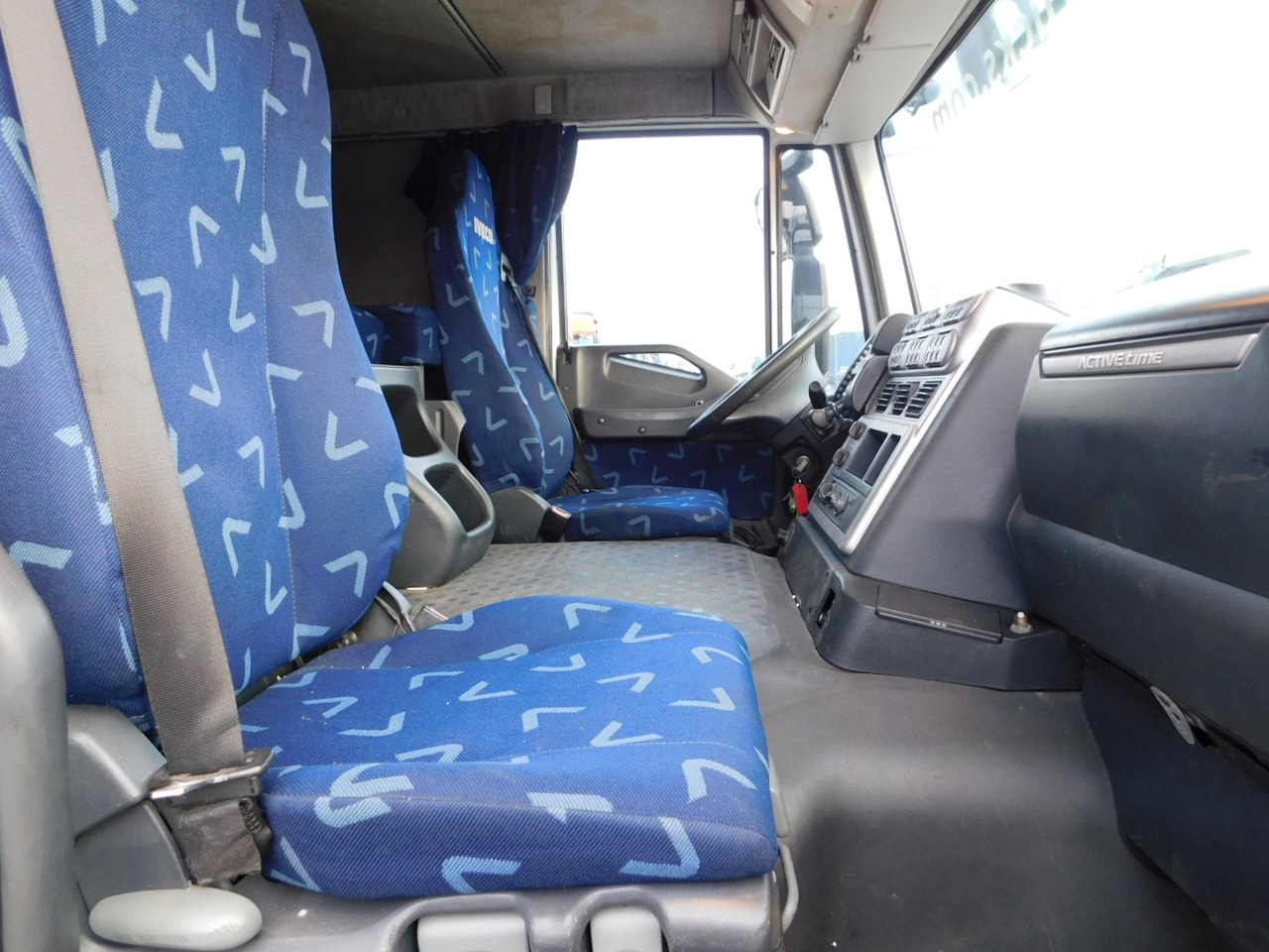 Iveco At190s45 cu remorca - Autotransporter truck: picture 5 Iveco At190s45 cu remorca - Autotransporter truck: picture 5