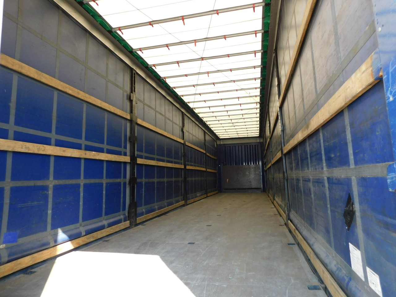 Krone Sd da06clnf - Curtainsider semi-trailer: picture 5 Krone Sd da06clnf - Curtainsider semi-trailer: picture 5