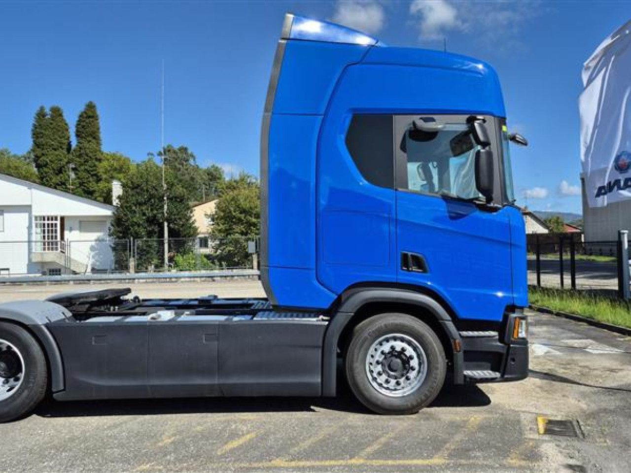 Scania R 450 - Tractor unit: picture 2 Scania R 450 - Tractor unit: picture 2