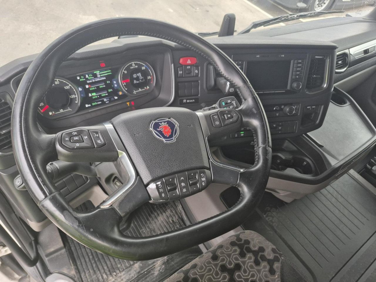 Tractor unit Scania R 450: picture 6 Tractor unit Scania R 450: picture 6