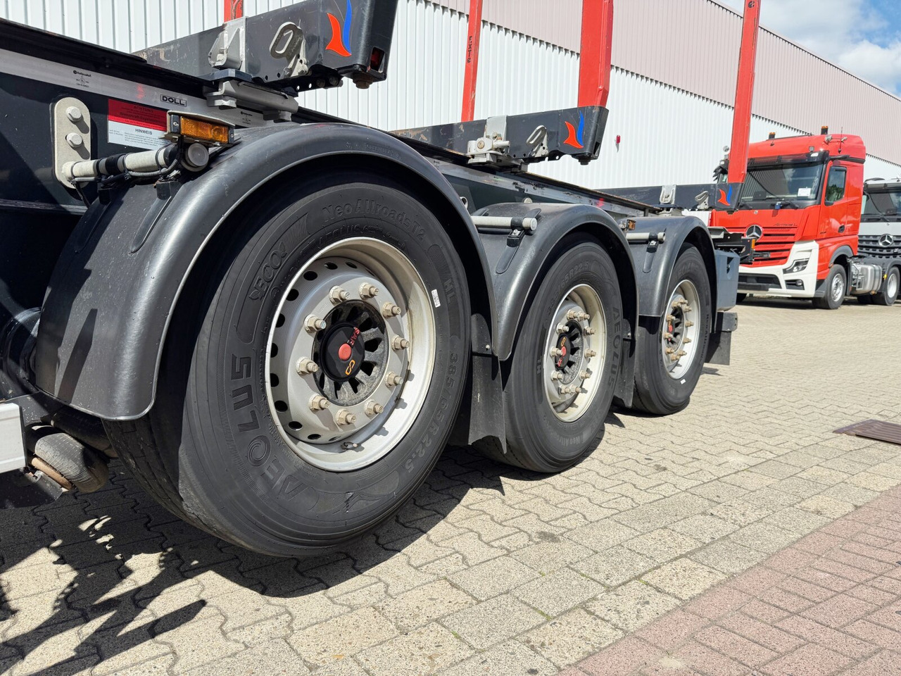 Doll LOGO H3L-14XL LOGO H3L-14XL, Liftachse, Nachlauflenkachse, teleskopierbar 9,4m-12,9 - Log semi-trailer: picture 5 Doll LOGO H3L-14XL LOGO H3L-14XL, Liftachse, Nachlauflenkachse, teleskopierbar 9,4m-12,9 - Log semi-trailer: picture 5