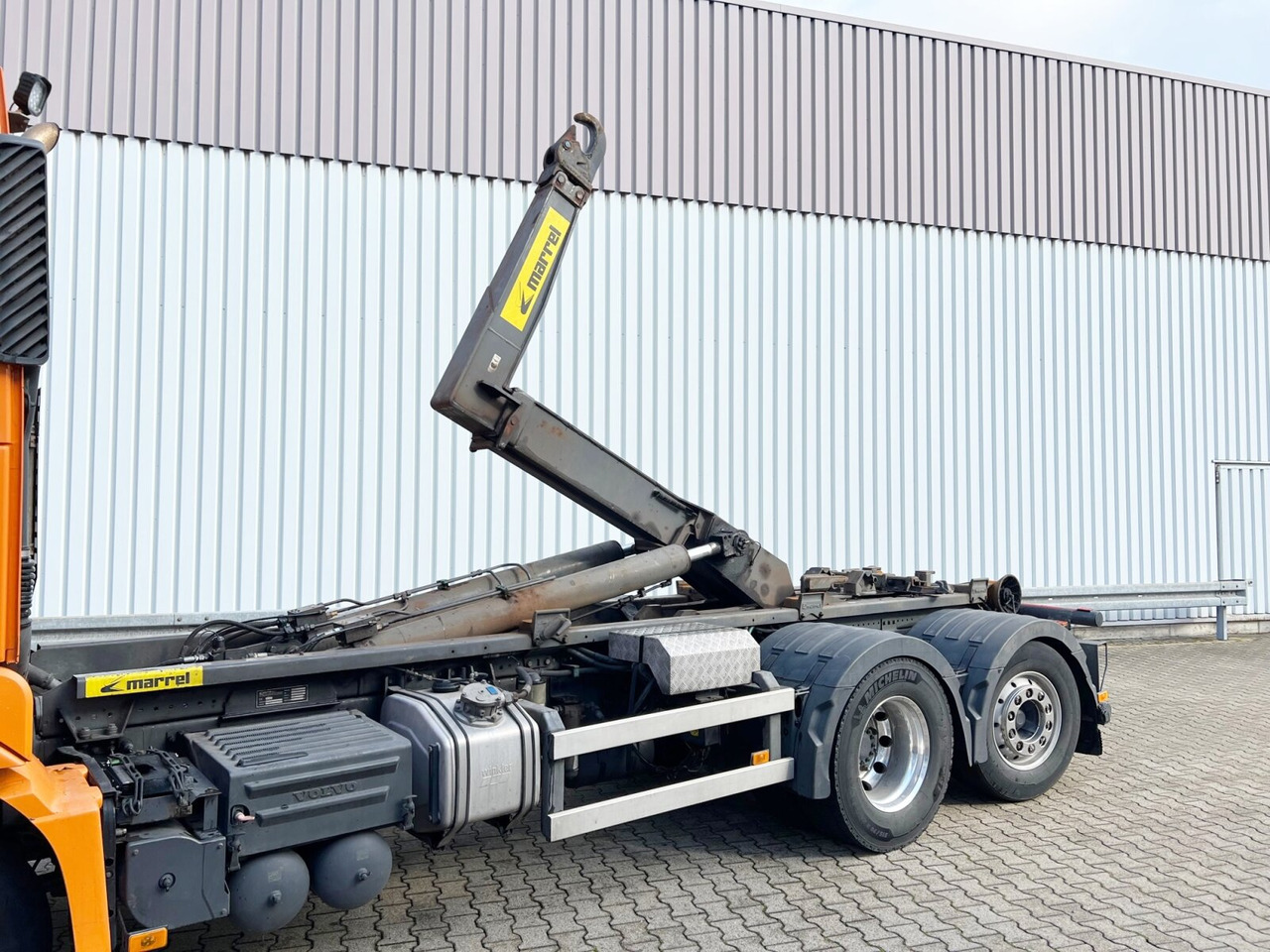 Hook lift truck FH 540 6x2 FH 540 6x2, Lenk-/Liftachse, Motorabtrieb: picture 14
