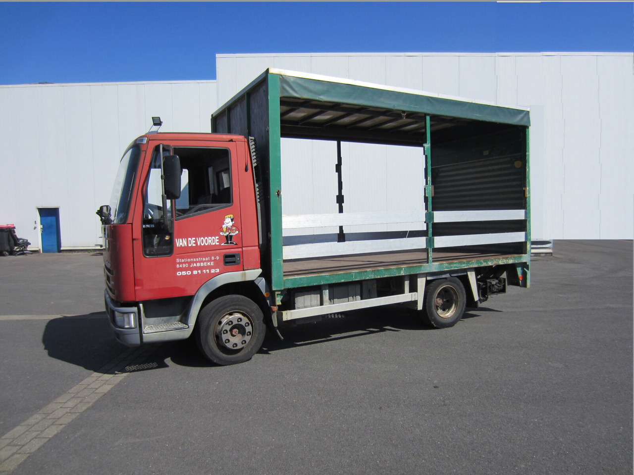 Iveco EuroCargo 80E 15/85 - Box truck: picture 1 Iveco EuroCargo 80E 15/85 - Box truck: picture 1