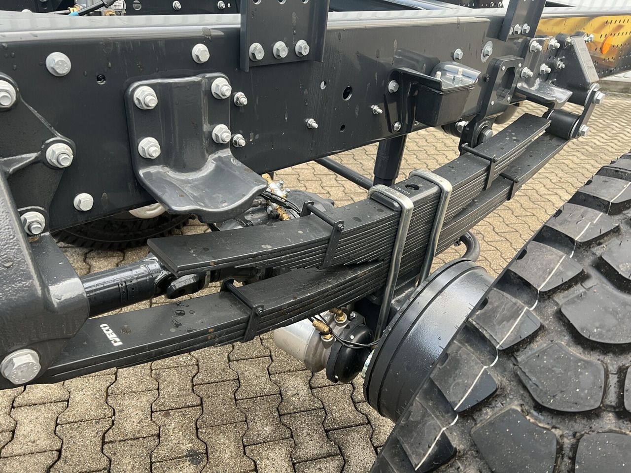 Iveco EuroCargo ML150E24 WS 4x4 EuroCargo ML150E24 WS 4x4, Euro3, mehrfach Vorhanden! - Cab chassis truck: picture 4 Iveco EuroCargo ML150E24 WS 4x4 EuroCargo ML150E24 WS 4x4, Euro3, mehrfach Vorhanden! - Cab chassis truck: picture 4