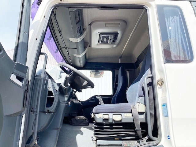 MAN TGA 18.400 4x2 BL TGA 18.400 4x2 BL Pritsche Heckkran PM17523 - Crane truck, Dropside/ Flatbed truck: picture 4 MAN TGA 18.400 4x2 BL TGA 18.400 4x2 BL Pritsche Heckkran PM17523 - Crane truck, Dropside/ Flatbed truck: picture 4