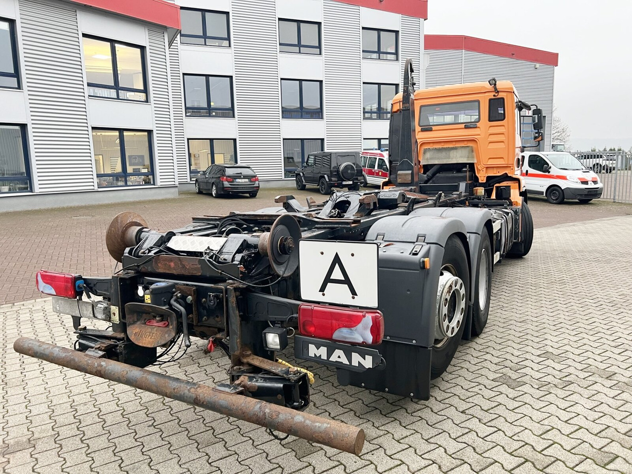 Hook lift truck MAN TGA 26.350 6x2-2 BL TGA 26.350/400 6x2-2 BL, Lenk-/Liftachse: picture 11
