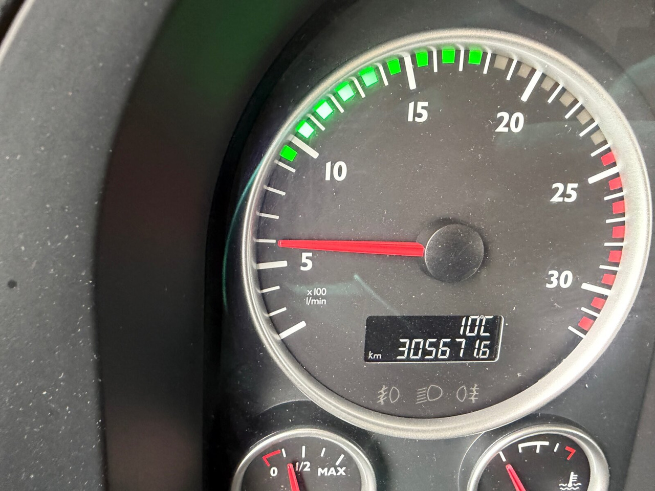 MAN TGS 26.420 6X2/4 BL TGS 26.420 6X2/4 BL, Intarder, Vorlauflenk-/lift, Tele-Absetzer, Funk - Skip loader truck: picture 3 MAN TGS 26.420 6X2/4 BL TGS 26.420 6X2/4 BL, Intarder, Vorlauflenk-/lift, Tele-Absetzer, Funk - Skip loader truck: picture 3