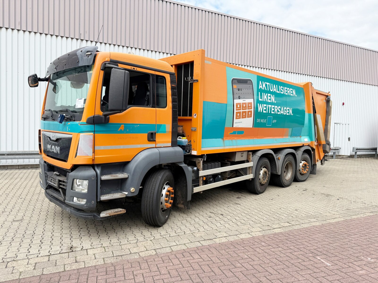 MAN TGS 35.360 8x2-6 BL TGS 35.360 8x2-6 BL, 2x Lenkachse, Zöller Medium XL, Zöller-Schüttung - Garbage truck: picture 1 MAN TGS 35.360 8x2-6 BL TGS 35.360 8x2-6 BL, 2x Lenkachse, Zöller Medium XL, Zöller-Schüttung - Garbage truck: picture 1