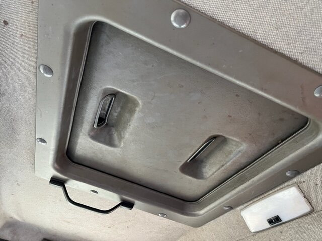 Tipper Mercedes-Benz 811 K 4x2 811 K 4x2: picture 6 Tipper Mercedes-Benz 811 K 4x2 811 K 4x2: picture 6