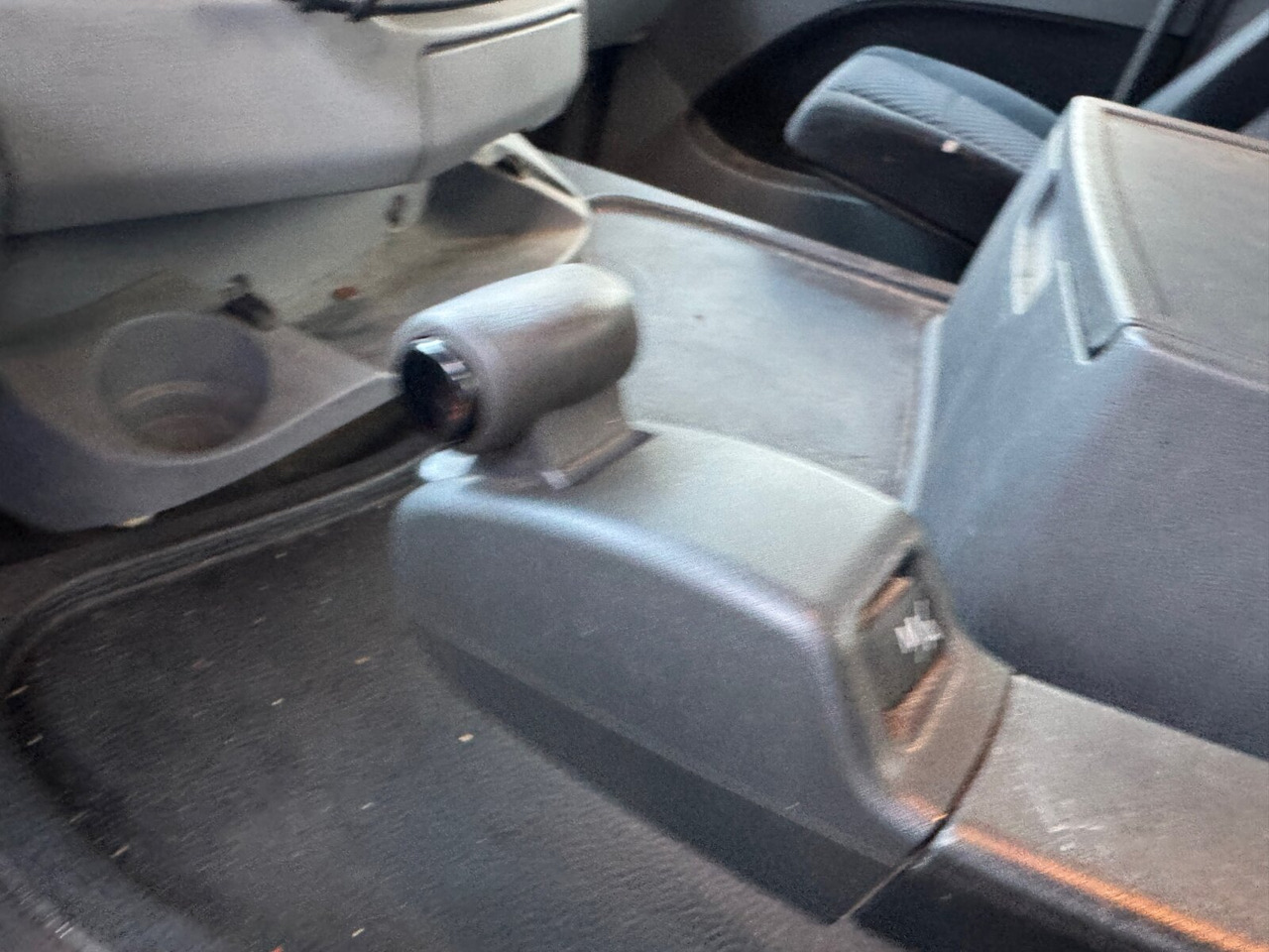 Mercedes-Benz Actros 2541 L 6x2 Actros 2541 L 6x2, Lenkachse, Meiller RK 20.65, Kran Palfinger PK 14002-EH, Funk - Hook lift truck, Crane truck: picture 5 Mercedes-Benz Actros 2541 L 6x2 Actros 2541 L 6x2, Lenkachse, Meiller RK 20.65, Kran Palfinger PK 14002-EH, Funk - Hook lift truck, Crane truck: picture 5