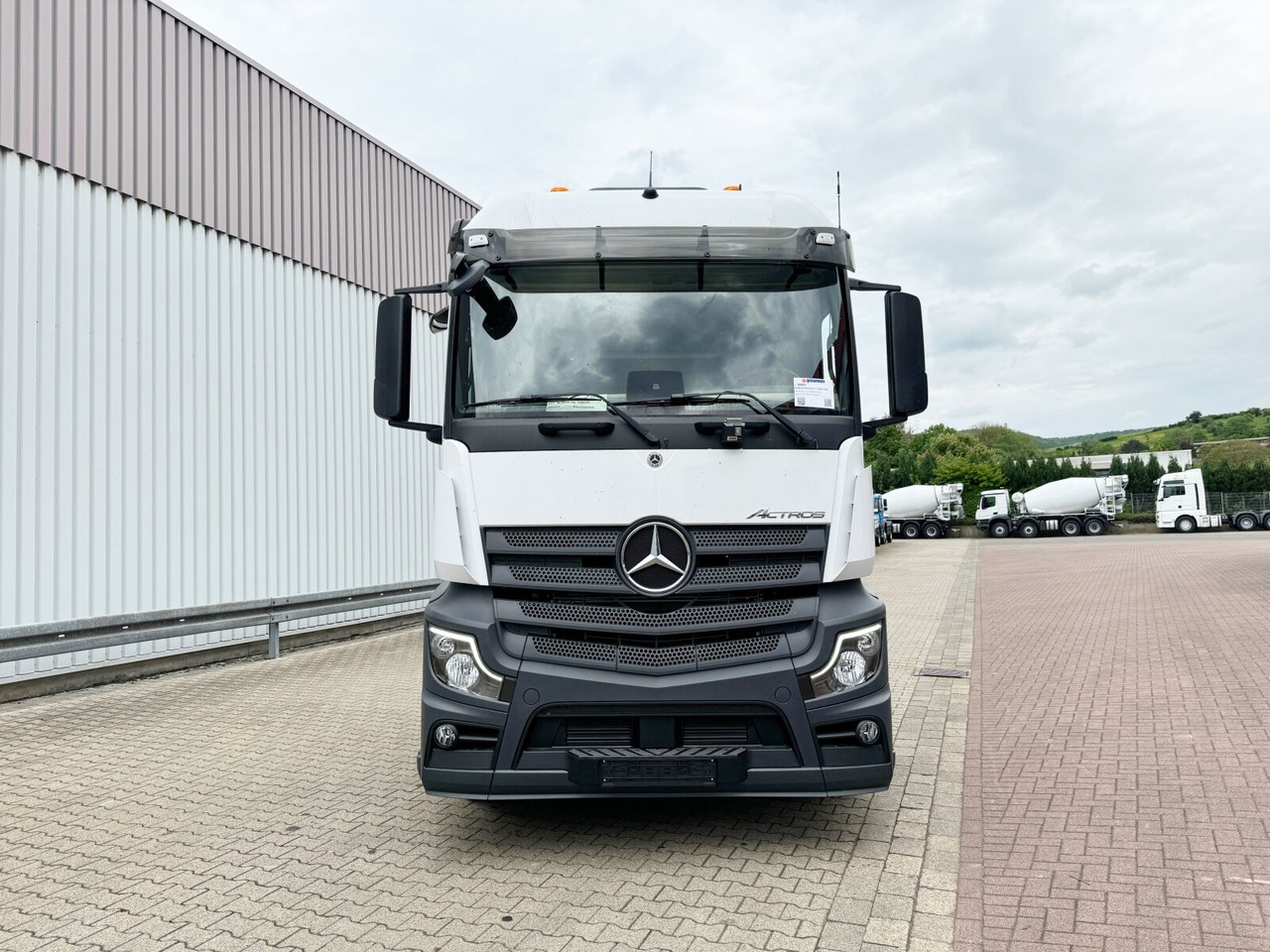 New Hook lift truck Mercedes-Benz Actros 2545 L 6x2 Actros 2545 L 6x2, Lenk-/Liftachse, StreamSpace, MultimediaCockpit: picture 8