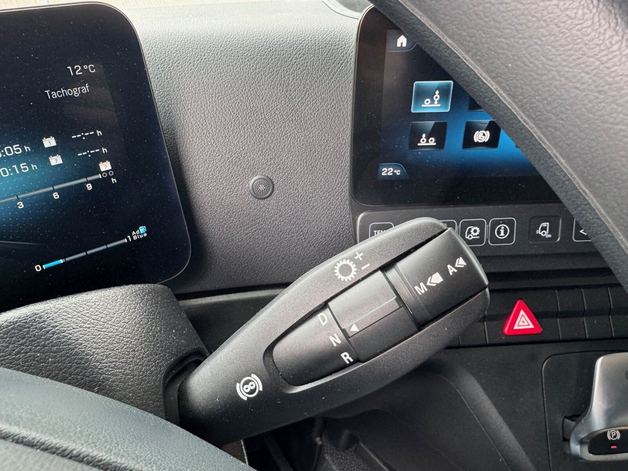 Mercedes-Benz Actros 2546 L 6x2 Actros 2546 L 6x2, Retarder, Lenk-/Lift, LED, Navi, ADR, MirrorCam, MultimediaCockpit - Cab chassis truck: picture 5 Mercedes-Benz Actros 2546 L 6x2 Actros 2546 L 6x2, Retarder, Lenk-/Lift, LED, Navi, ADR, MirrorCam, MultimediaCockpit - Cab chassis truck: picture 5