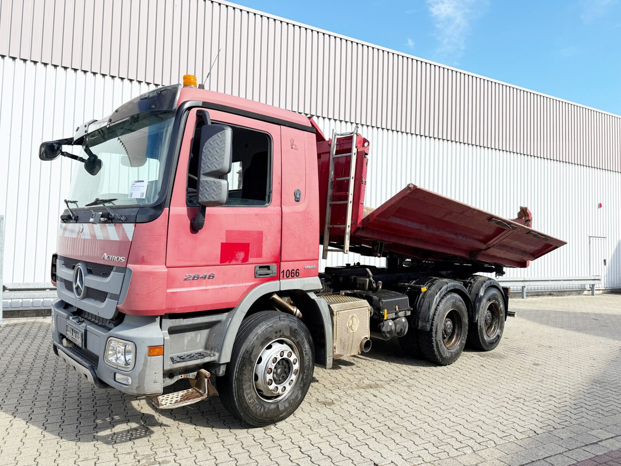 Mercedes-Benz Actros 2646 K 6x4 Actros 2646 K 6x4, Retarder, Bordmatik - Tipper: picture 1 Mercedes-Benz Actros 2646 K 6x4 Actros 2646 K 6x4, Retarder, Bordmatik - Tipper: picture 1