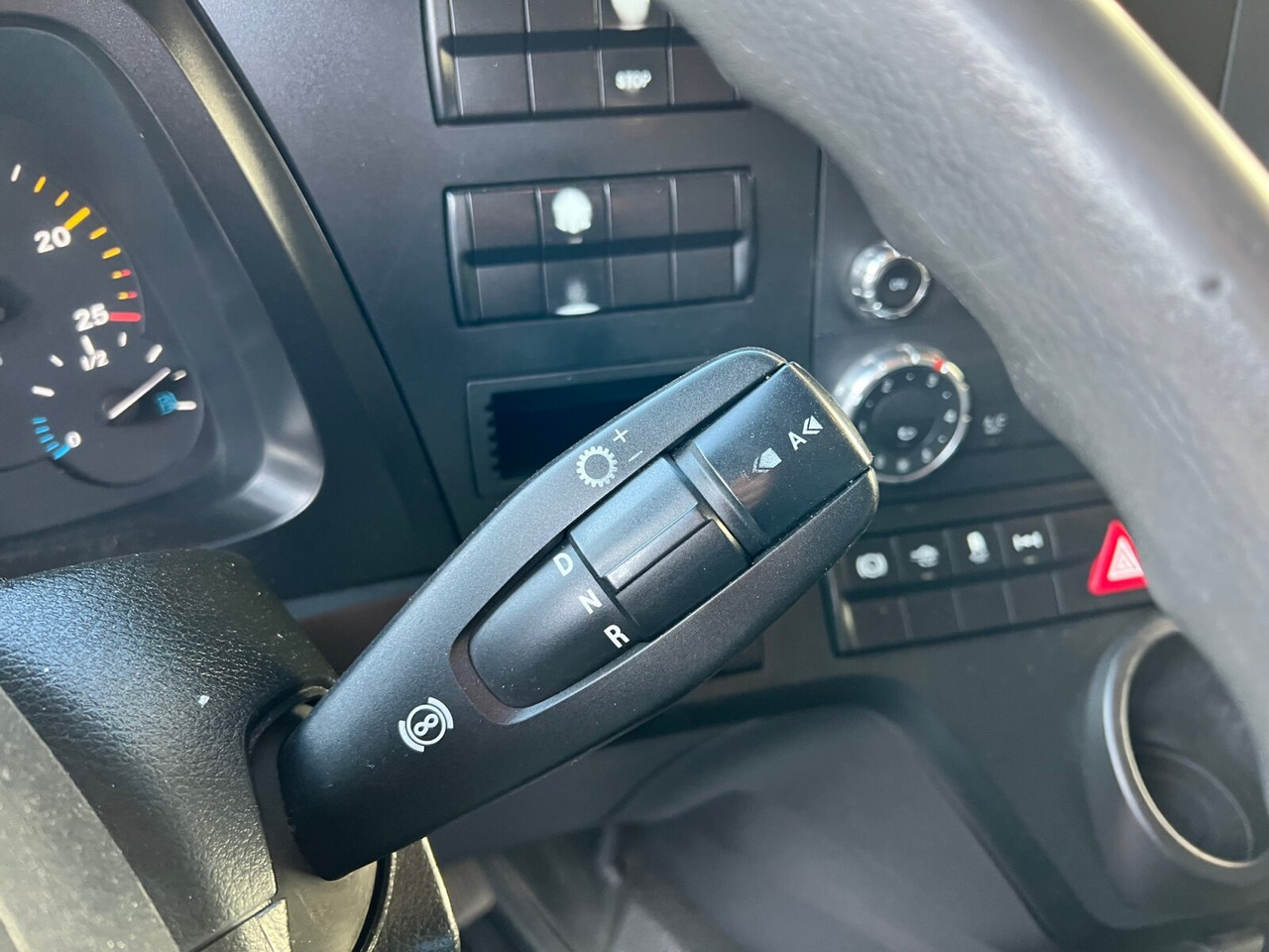 Mercedes-Benz Antos 2545 L 6x2 Antos 2545 L 6x2, Retarder, Lenk-/Liftachse - Hook lift truck: picture 4 Mercedes-Benz Antos 2545 L 6x2 Antos 2545 L 6x2, Retarder, Lenk-/Liftachse - Hook lift truck: picture 4