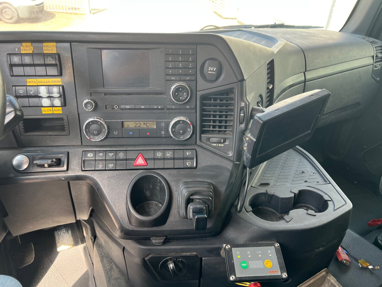 Mercedes-Benz Arocs 2642/45 K 6x4 Arocs 2642/45 K 6x4/33 , Retarder, Motorabtrieb - Hook lift truck: picture 4 Mercedes-Benz Arocs 2642/45 K 6x4 Arocs 2642/45 K 6x4/33 , Retarder, Motorabtrieb - Hook lift truck: picture 4