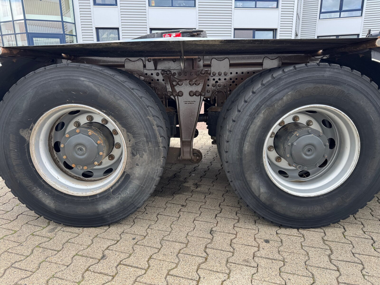 Mercedes-Benz Arocs 3351 LS 6x6 Arocs 3351 LS 6x6, Grounder, MirrorCam, Navi - Cab chassis truck: picture 3 Mercedes-Benz Arocs 3351 LS 6x6 Arocs 3351 LS 6x6, Grounder, MirrorCam, Navi - Cab chassis truck: picture 3