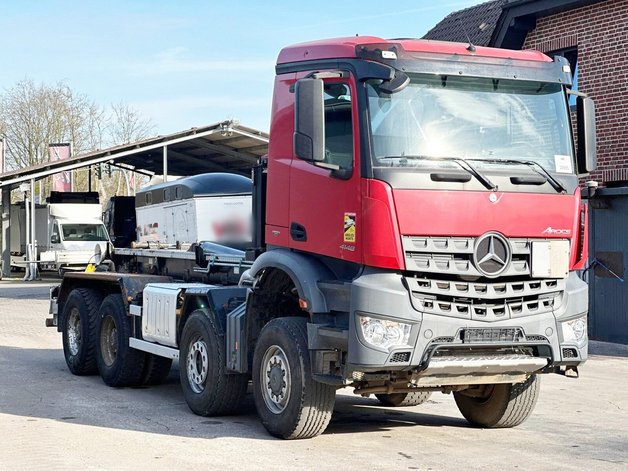 Mercedes-Benz Arocs 4148 AK 8x6/4 Arocs 4148 AK 8x6/4, Grounder, Turbo-Retarder-Kupplung - Hook lift truck: picture 5 Mercedes-Benz Arocs 4148 AK 8x6/4 Arocs 4148 AK 8x6/4, Grounder, Turbo-Retarder-Kupplung - Hook lift truck: picture 5