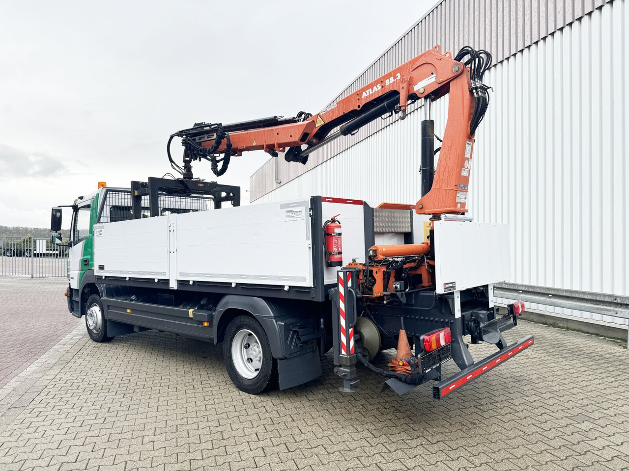 Leasing of Mercedes-Benz Atego 1223 L 4x2 Atego 1223 L 4x2 mit Heckkran Atlas 88.3-A2L, Funk Mercedes-Benz Atego 1223 L 4x2 Atego 1223 L 4x2 mit Heckkran Atlas 88.3-A2L, Funk: picture 13