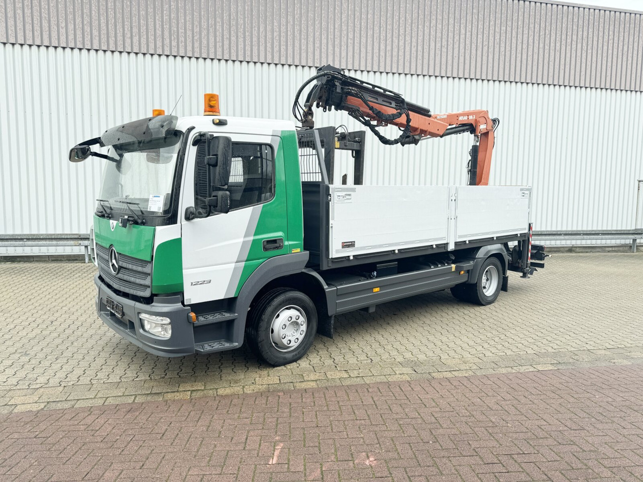 Leasing of Mercedes-Benz Atego 1223 L 4x2 Atego 1223 L 4x2 mit Heckkran Atlas 88.3-A2L, Funk Mercedes-Benz Atego 1223 L 4x2 Atego 1223 L 4x2 mit Heckkran Atlas 88.3-A2L, Funk: picture 7