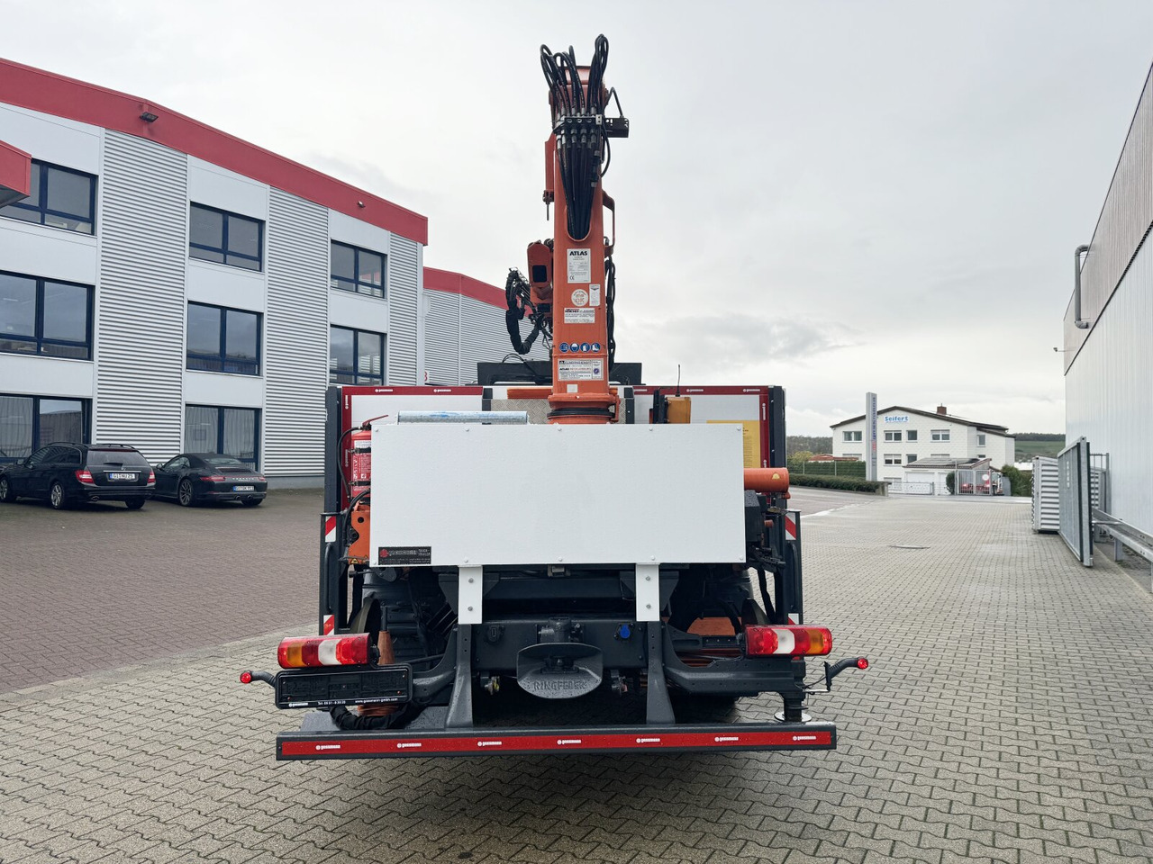 Leasing of Mercedes-Benz Atego 1223 L 4x2 Atego 1223 L 4x2 mit Heckkran Atlas 88.3-A2L, Funk Mercedes-Benz Atego 1223 L 4x2 Atego 1223 L 4x2 mit Heckkran Atlas 88.3-A2L, Funk: picture 12