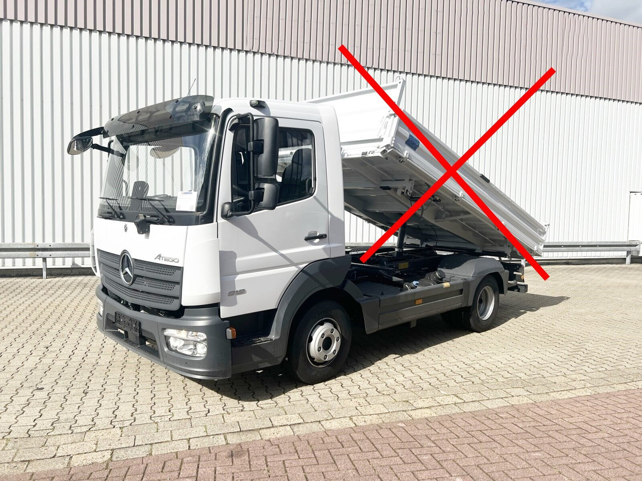 Mercedes-Benz Atego 818 K 4x2 Atego 818 K 4x2, 2x AHK, 5x VORHANDEN! - Cab chassis truck: picture 1 Mercedes-Benz Atego 818 K 4x2 Atego 818 K 4x2, 2x AHK, 5x VORHANDEN! - Cab chassis truck: picture 1