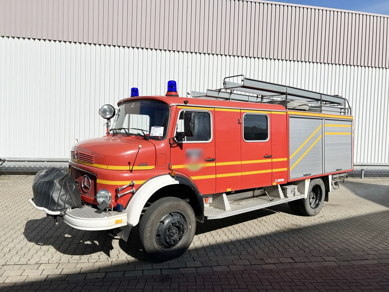 Mercedes-Benz LAF 1113 B 4x4 Doka LAF 1113 B 4x4 Doka, LF 16 TS - Fire truck: picture 1 Mercedes-Benz LAF 1113 B 4x4 Doka LAF 1113 B 4x4 Doka, LF 16 TS - Fire truck: picture 1