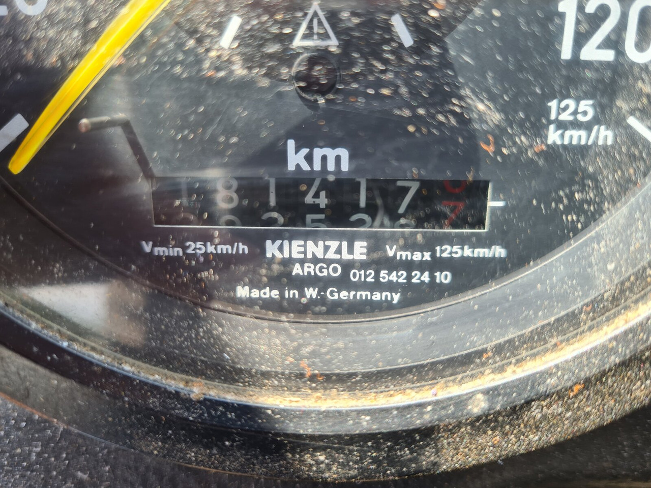 Cab chassis truck Mercedes-Benz NG 1928 A 4x4 NG 1928 A 4x4, V8-Motor, Standklima, Winterdienstaustattung: picture 4