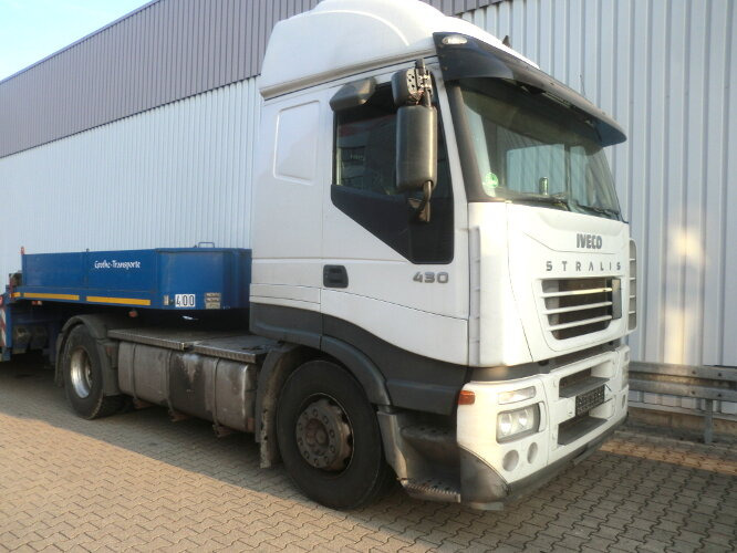 Stralis 440S43T/P 4x2 Stralis 440S43T/P 4x2, ONLY FOR SPAREPARTS!!! - Tractor unit: picture 1 Stralis 440S43T/P 4x2 Stralis 440S43T/P 4x2, ONLY FOR SPAREPARTS!!! - Tractor unit: picture 1