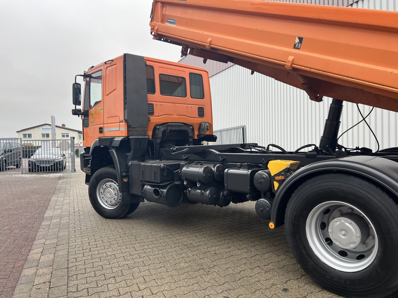Tipper Trakker 190E350 4x4 Trakker 190E350 4x4, Meiller-Kipper, Winterdienstausstattung: picture 8