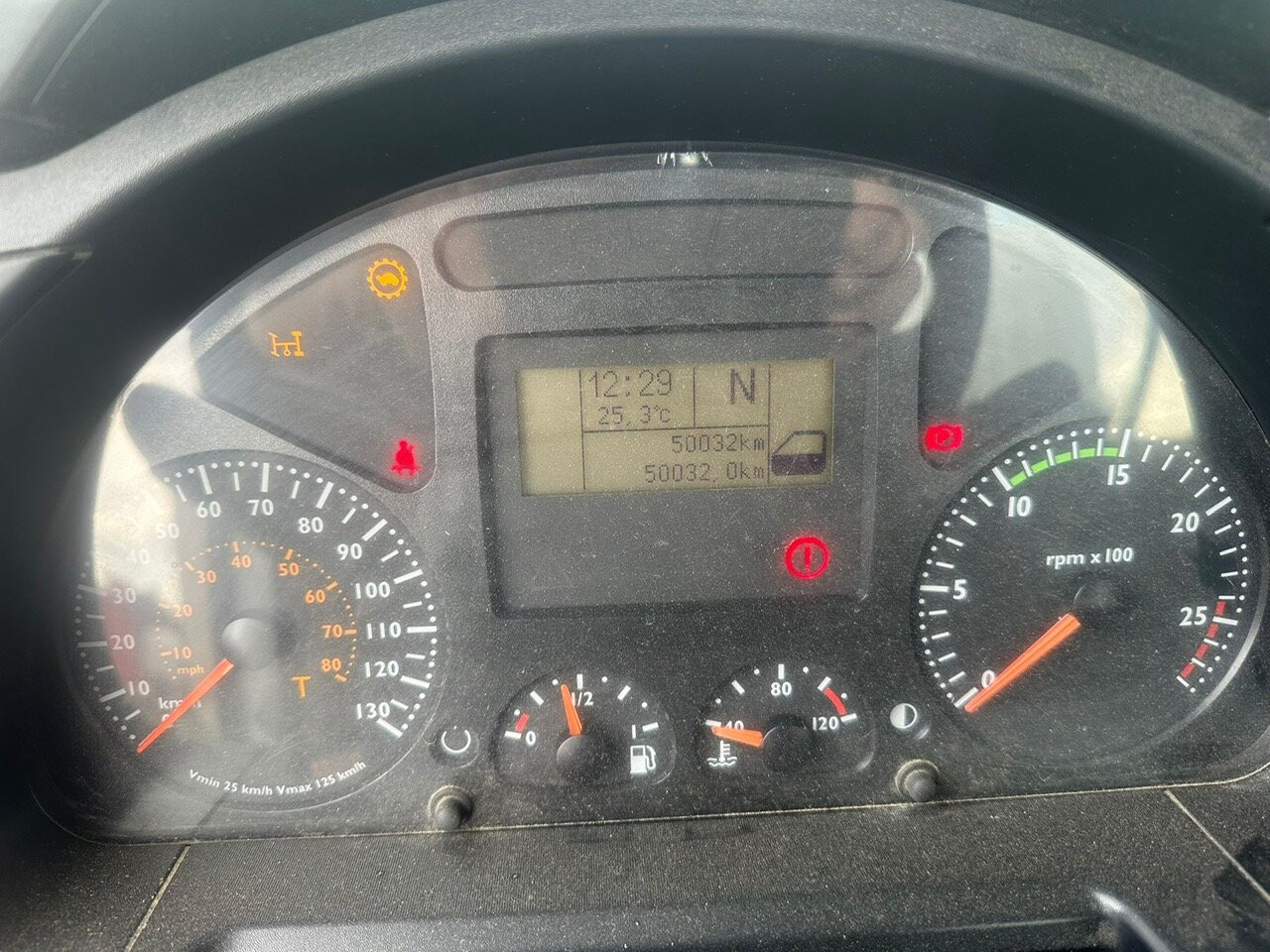 Trakker AD340T41B 8x4 Trakker AD340T41B 8x4, Betonmischer Stetter ca. 9m³ - Concrete mixer truck: picture 4 Trakker AD340T41B 8x4 Trakker AD340T41B 8x4, Betonmischer Stetter ca. 9m³ - Concrete mixer truck: picture 4